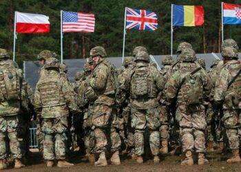 Nato pronta alla guerra contro la Russia: approvati piani di difesa militare