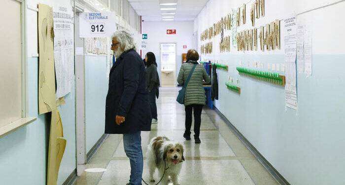 Elezioni comunali 2023, affluenza definitiva al 59,03%, in calo di 2 punti