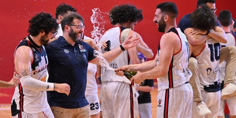 Basket, l’Esperia Cagliari conquista la promozione in serie B interregionale