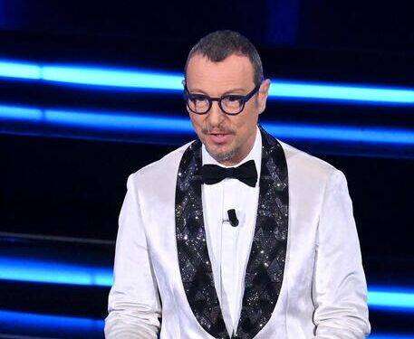 Pubblicità occulta a Sanremo, l’Agcom sanziona la Rai