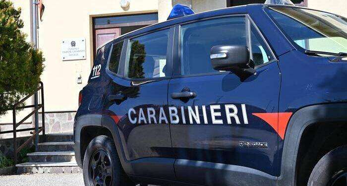 Lite tra giovani, 18enne ucciso a coltellate