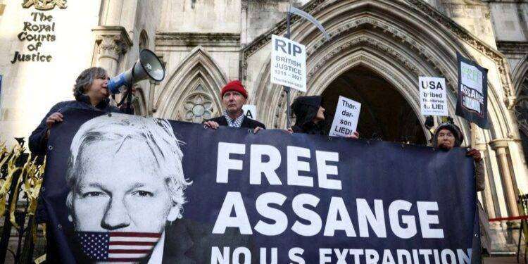 Wikileaks, l’estradizione di Assange è ‘pericolosamente vicina’