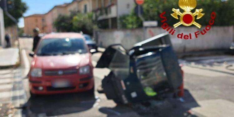 Olbia, scontro tra auto e moto carrozzella: tre feriti