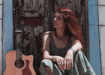 Spettacoli , cultura, musica Sardegna. Goccia, dalla Polonia alla Sardegna. Il nuovo video singolo della cantautrice Kasia