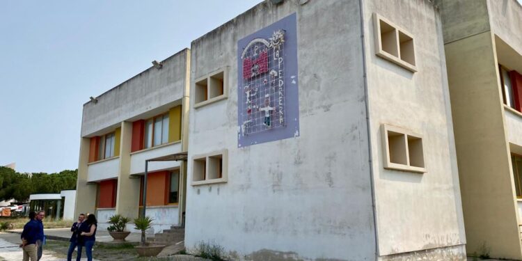 Alghero, ristrutturazione scuola La Pedrera: se ne discute in Comune