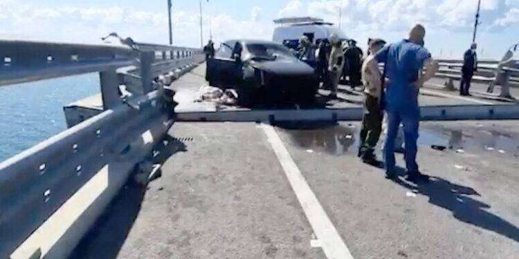 Putin, risponderemo all’attacco al ponte della Crimea