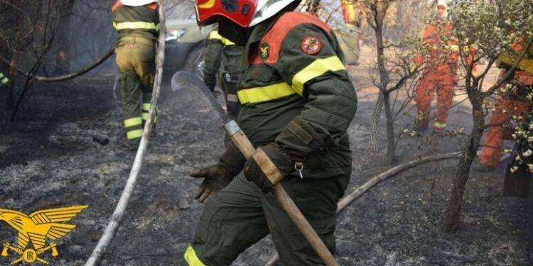 Allerta alta per rischio incendi in mezza Sardegna