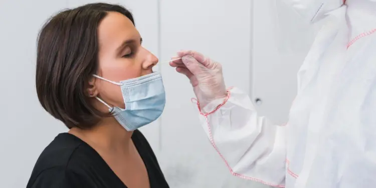 “Raddoppiati i casi Covid nell’Isola”, parte così anche in Sardegna la nuova campagna vaccinale: lo dice la scienza