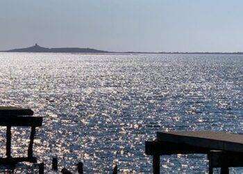 Crolla il terzo pontile a Torre Grande, area interdetta