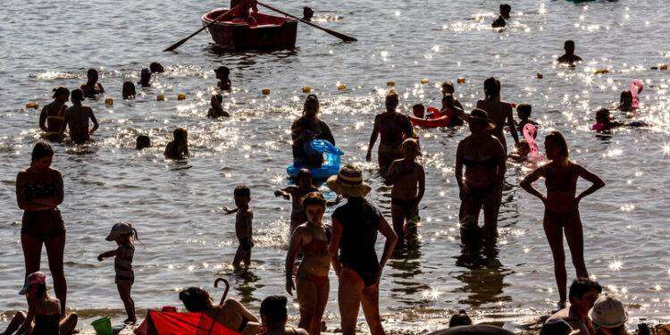 Temperature in rialzo, caldo in arrivo a Ferragosto