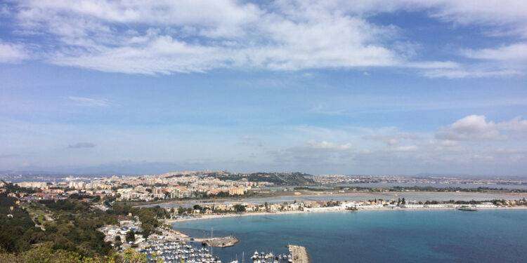 Cagliari, modifiche al traffico al Poetto sabato 19 e domenica 20 agosto 2023