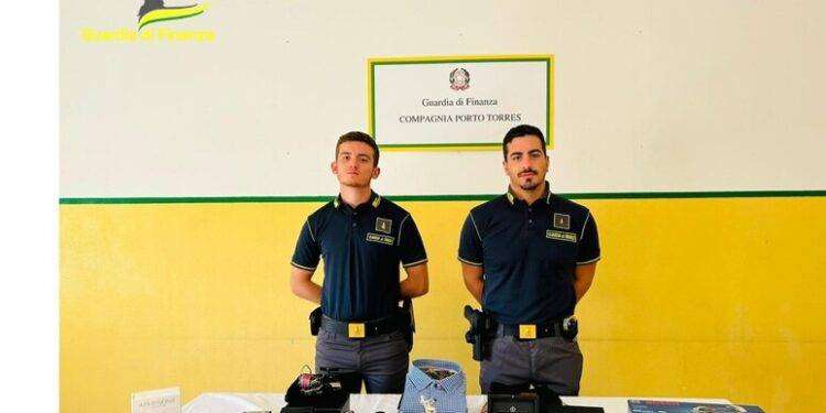 Spedizioniere infedele indagato per ricettazione a P.Torres