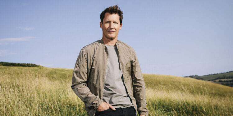 James Blunt: “In qualsiasi guerra soffrono i civili”