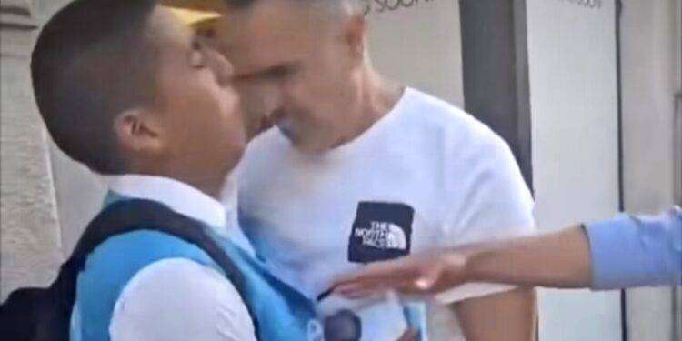 Sionista aggredisce volontari Unicef a Milano: “Dite un’altra volta Palestina e vi ammazzo”