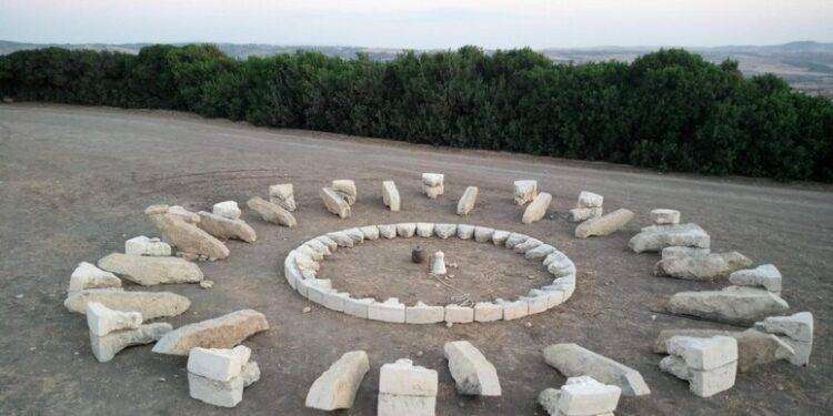 Studiosi pronti a costruire un nuraghe con tecniche preistoriche