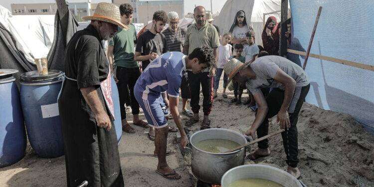 Gaza: uccisa una dipendente Unrwa, il totale sale a 102