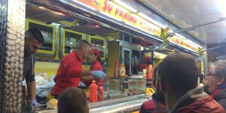 Cagliari, Capodanno costosissimo e a numero chiuso: è polemica tra Comune e ambulanti