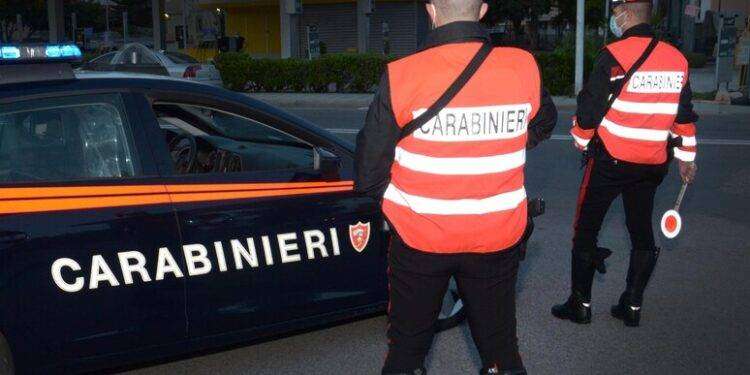 Telecamere illegali per controllare i dipendenti, denunciato