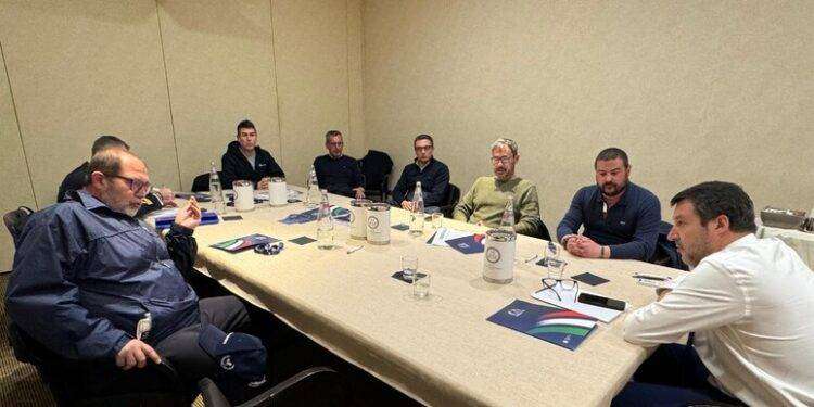 Operaio morto in porto a Cagliari, Salvini incontra i sindacati