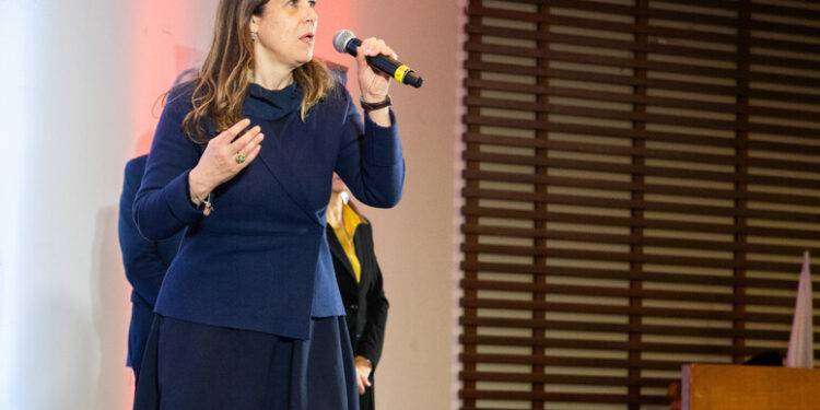 Todde, resistenza a governo che picchia studenti parta da qui