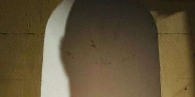 Divelto il busto di Anna Magnani in centro a Roma