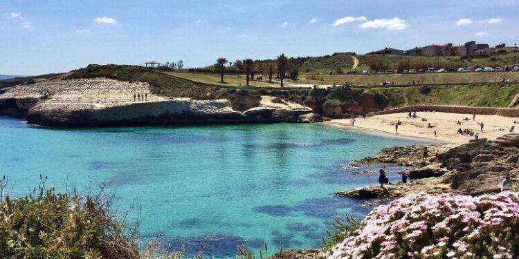 Porto Torres, acque di Fiume Santo balneabili dopo 13 anni