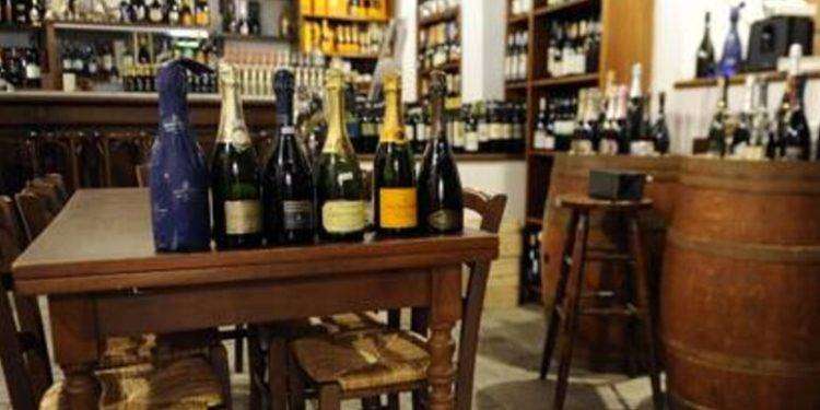 Enologi da tutta Italia a Cagliari, ‘il vino strumento di pace’