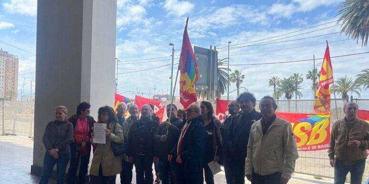 Sit-in dei Cobas a Cagliari, ‘scuola pubblica sotto attacco’