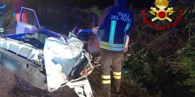 Arzachena, finisce fuori di strada: un ferito grave