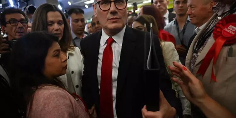 Trionfo storico del Labour, inizia l’era Starmer in Gb