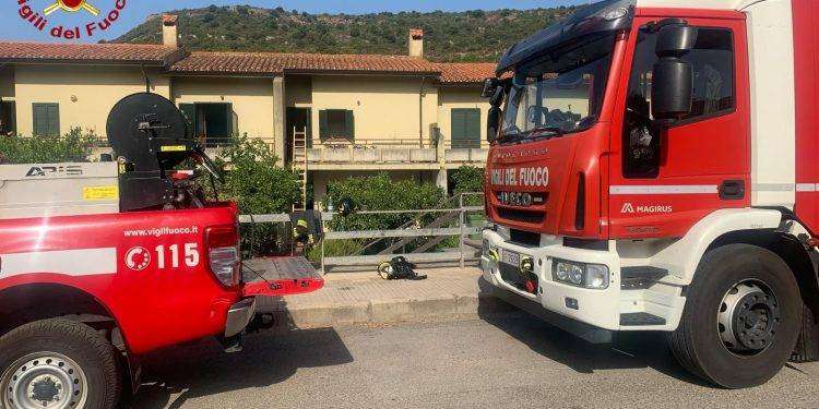 Abitazione in fiamme a Bosa