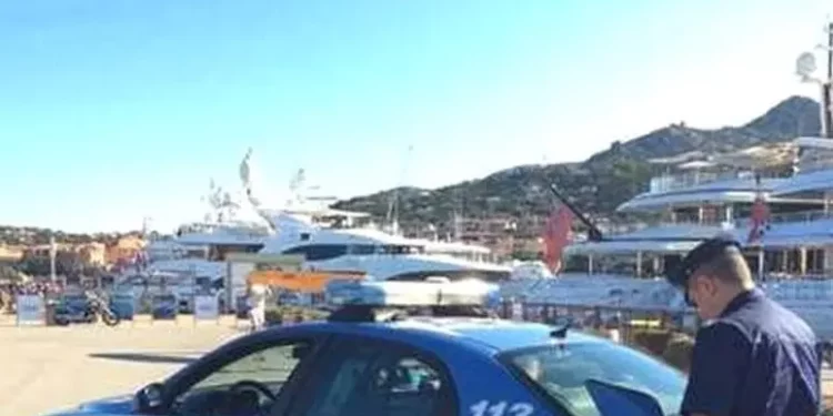 Ubriaco su auto di lusso a Porto Cervo, turista nei guai