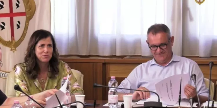 Autonomia: la Sardegna vota il 17 la richiesta di referendum