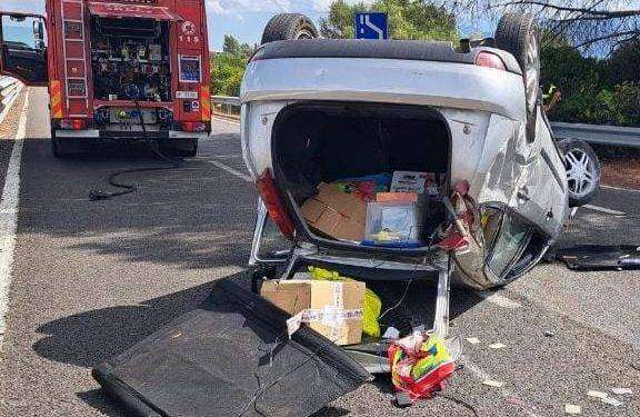 Schianto sulla 130 a Musei: quattro feriti, tre in gravissime condizioni