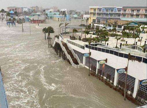 Uragano Milton, Florida colpita in queste ore