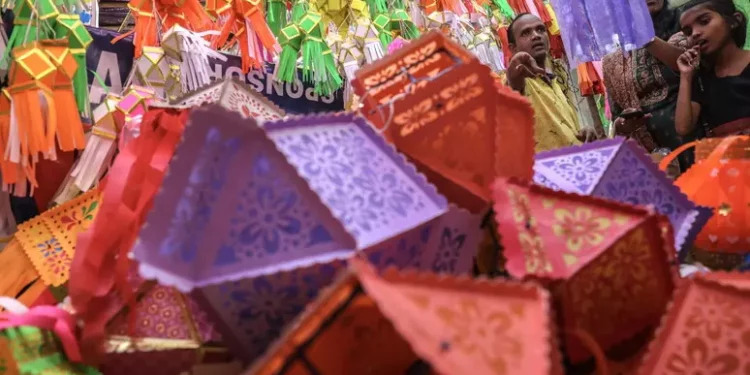 India, 150 feriti per esplosione fuochi d’artificio in tempio