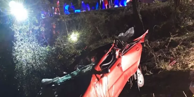 Tragedia nella notte a Fonni, auto fuori strada: morti 4 giovanissimi