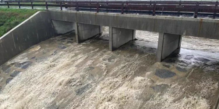 A Milano esondato il Lambro, attivata vasca per il Seveso