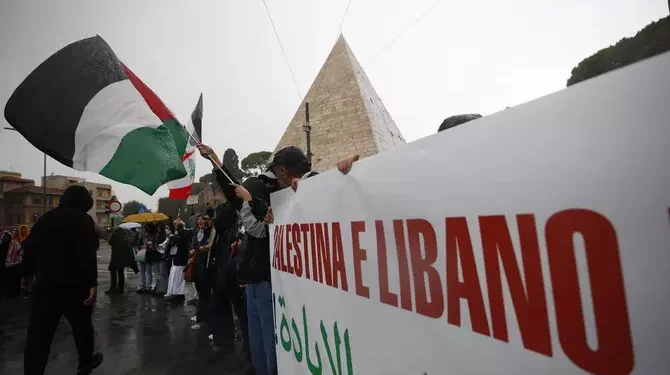 Oltre diecimila a Roma nonostante i divieti per il corteo pro Palestina
