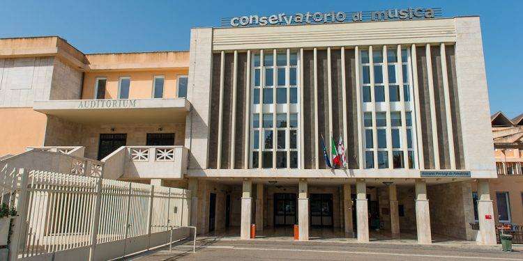 Sabato 23 novembre 2024 disinfestazione contro le blatte presso il Conservatorio di Musica “G.P. da Palestrina”