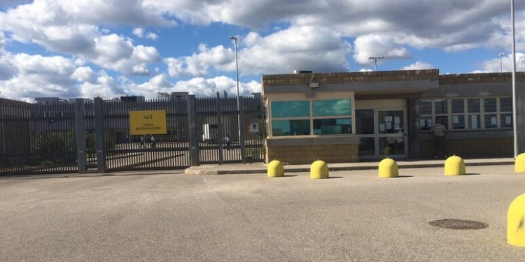 Carcere: associazione, bimba 18 mesi tornata a casa con mamma