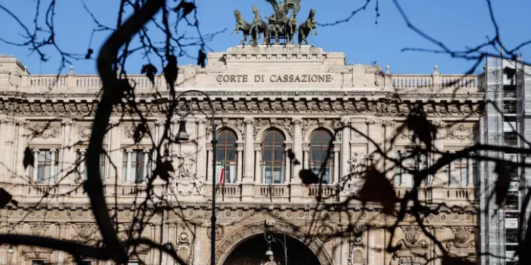 Femminicidio a Cagliari, il marito resta in carcere