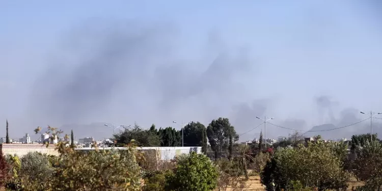 Esplosioni in distributori di benzina nello Yemen,15 morti