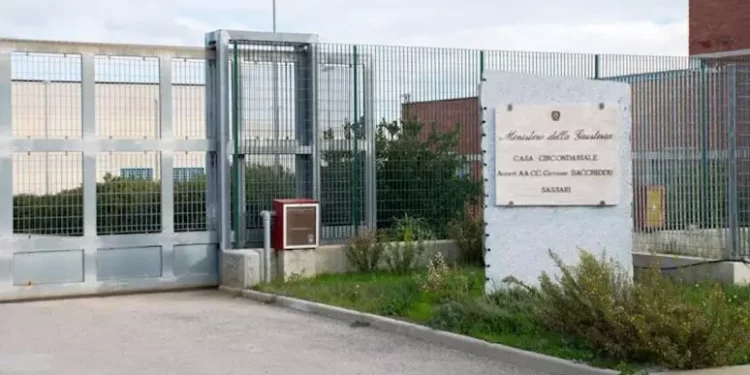 Carceri: 20enne da un mese in sciopero della fame a Sassari