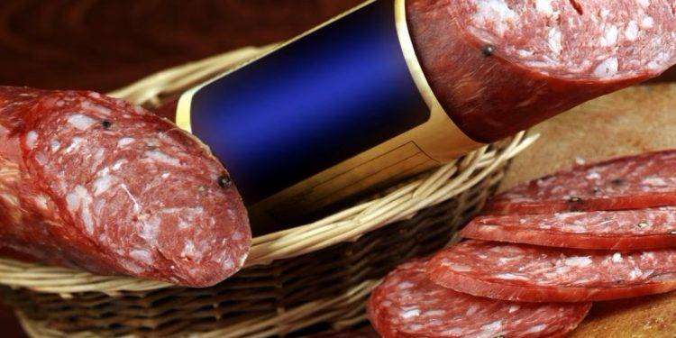 Sospetta presenza listeria, salame richiamato dal commercio: info e lotto interessato