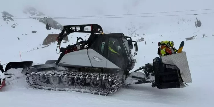 Valanga travolge tre scialpinisti in Trentino, uno è morto