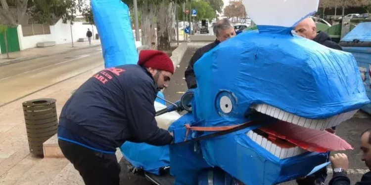 Si scaldano i motori per la corsa alla stella in Vespa