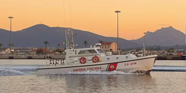 Fratelli dispersi in mare a Olbia, ricerche anche coi droni