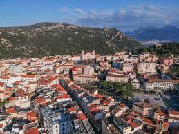 Locazione di due locali per uso commerciale all’interno dell’ex mercato civico di Nuoro