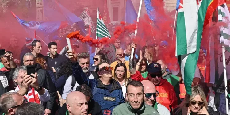 Fiom-Fim-Uilm, altre 8 ore sciopero a sostegno contratto